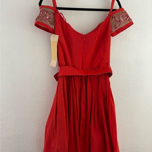 BB Collection off shoulder short sleeve red sequin detail belted dress size S - Picture 7 of 10